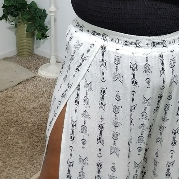 GONE WITH THE WIND ARROW SPLIT PANTS - Picture 5 of 13